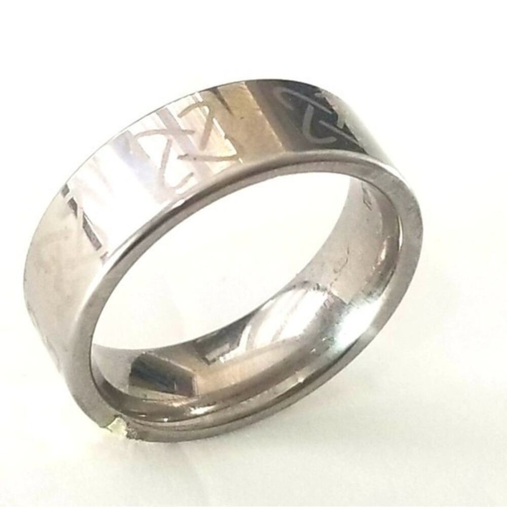 Tungsten carbide ring size 13‎